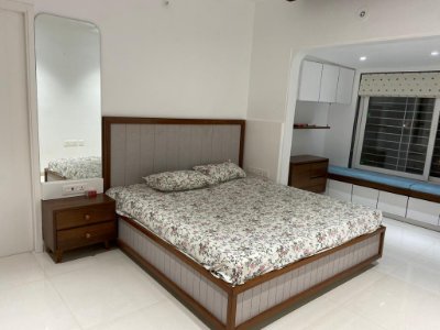 Brand New 3BHK Garden Semifurnished Flat For Sale At Bavdhan
