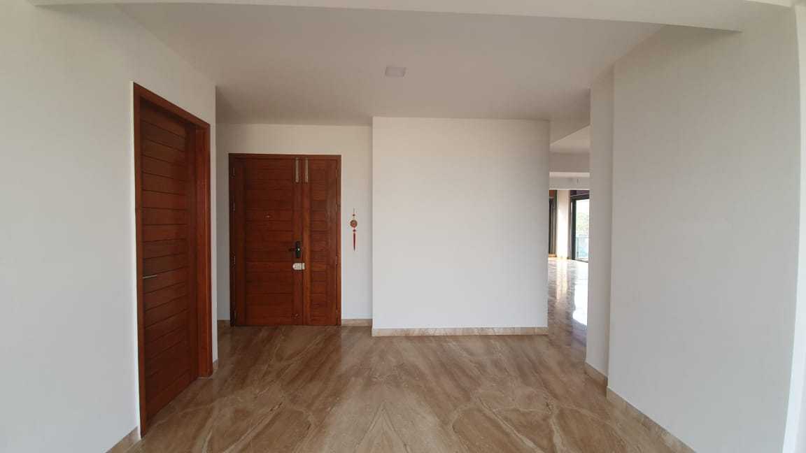 4BHK Semifurnished Flat For Sale At Erandwane Low Collage road